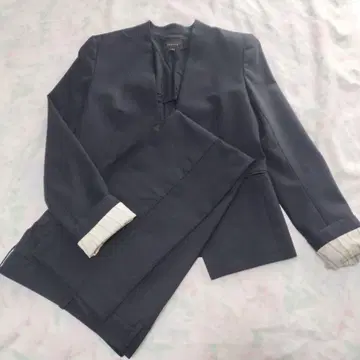 띠어리 네이비 수트 사이즈 2