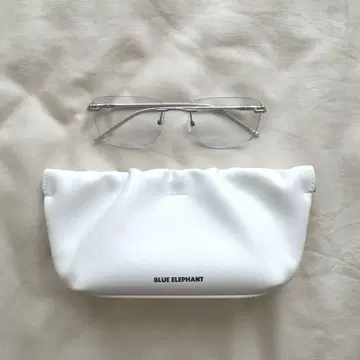 BLUE ELEPHANT 무테 안경 RIZZ silver