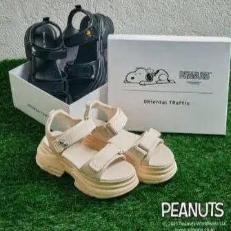 오리엔탈 트래픽 PEANUTS 피넛 스누피 샌들