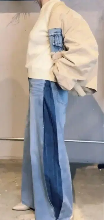 로브 사이드 디자인 커비 데님