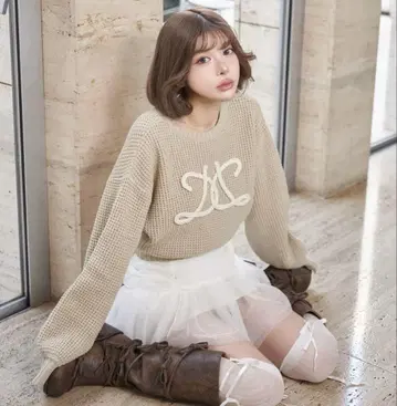 택 포함 새상품 다리치 로고 와플 니트탑 베이지