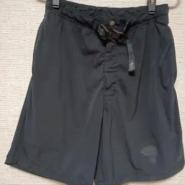 The North Face 블랙 스트레치 하프 팬츠
