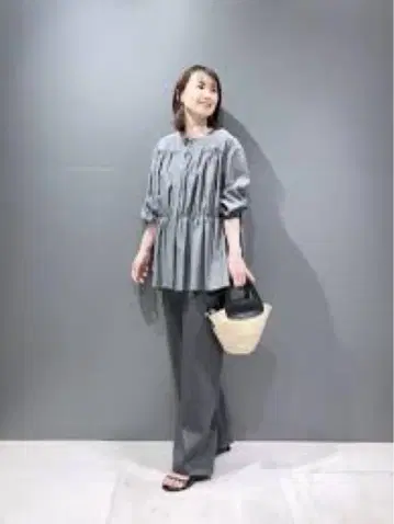 띠어리 럭스 밴드 카라 블라우스 LONDE CATENA 그레이