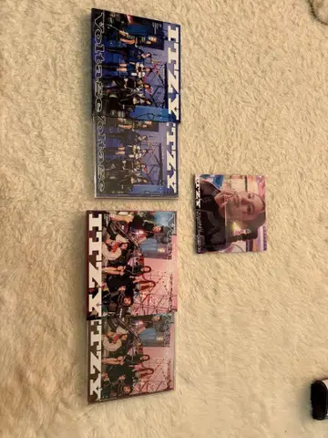ITZY voltage CD 사진