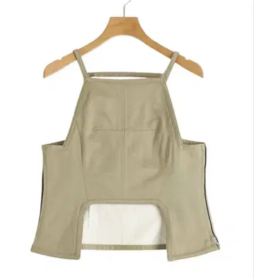 후미카우치다 UNIFORM WEAPON SQUARE-NECK TOP