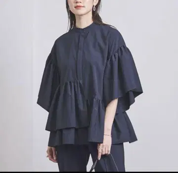 UNITED ARROWS P 불규칙 페플럼 블라우스