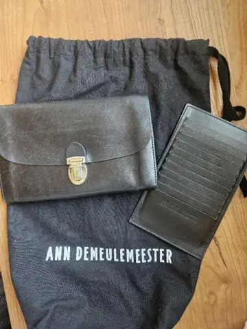 ANN DEMEULEMEESTER 블랙 장지갑과 카드 케이스