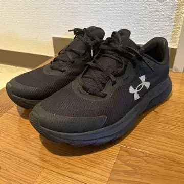 언더아머 러닝화 트레이닝 슈즈 블랙 27.5cm