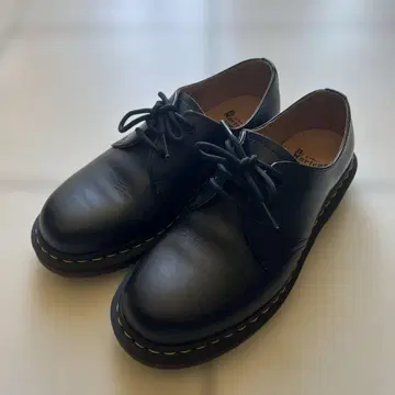 Dr.Martens UK5 24~24.5cm 쓰리 홀