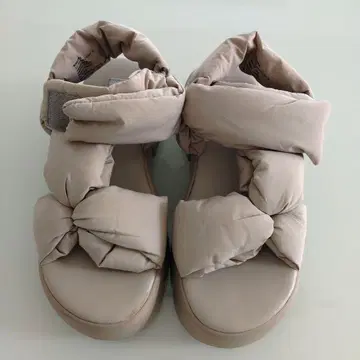 Steve Madden 샌들 37