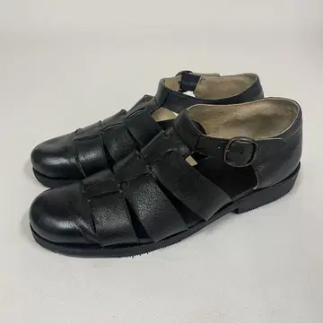 구르카 샌들 가죽 블랙 비브람 밑창