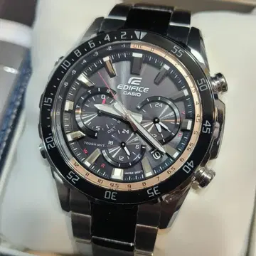 카시오 EDIFICE EQW-T670 손목시계