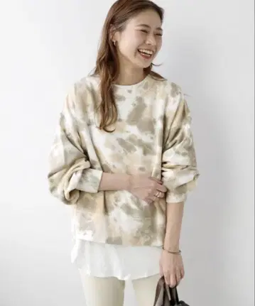 JOURNAL STANDARD relume 타이다이 맨투맨 베이지 계열