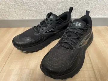BROOKS Cascadia 18 블랙 US8 26cm