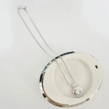 스와로브스키 목걸이 펜던트