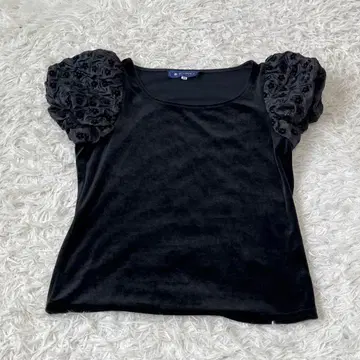 MSGRACY 엠즈 그레이시 벨로아 티셔츠 자수 꽃무늬