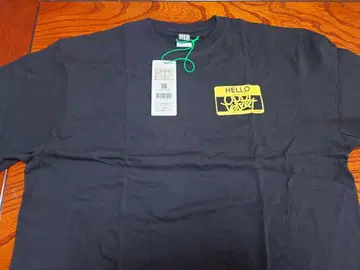 MFC STORE 블랙 티셔츠