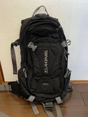 백팩 DAKINE NOMAD