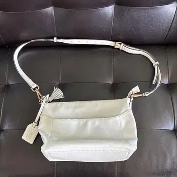kakatoo 화이트 숄더백
