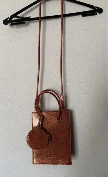 moussy 숄더백