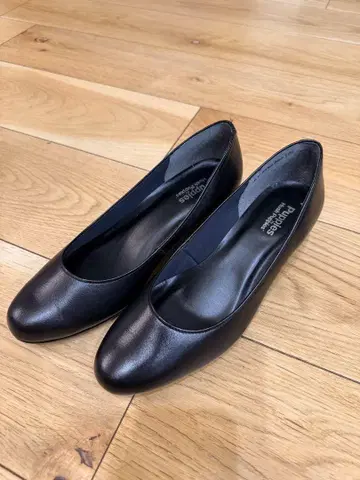 Hush Puppies 블랙 펌프스 23cm