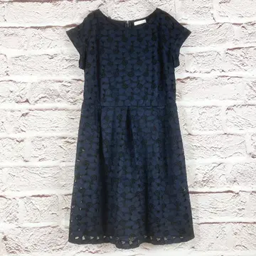 r254 index 네이비 레이스 무늬 반팔 무릎 기장 원피스