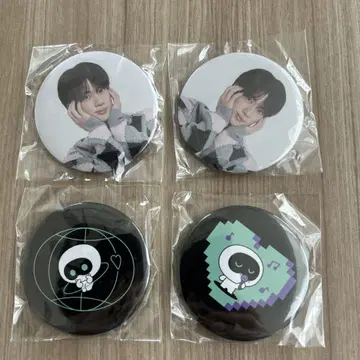 BTS 캔뱃지 JIN 군 2장 & wootteo 군 2장 4장 세트