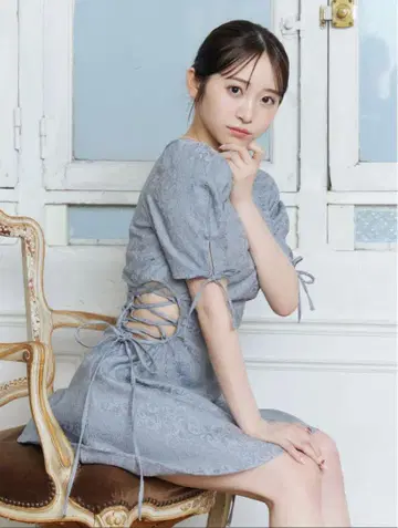 사이드 레이스업 원피스 이토미 eat me
