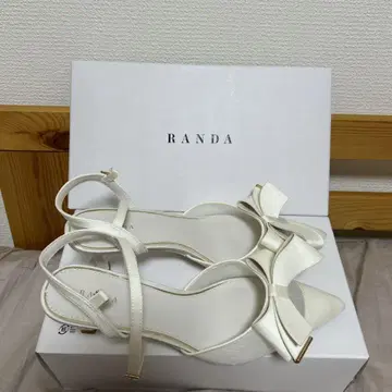 RANDA 리본 포함 화이트 샌들 (L 사이즈)