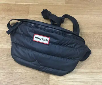 새상품급! [헌터 HUNTER 퀼팅 바디백]