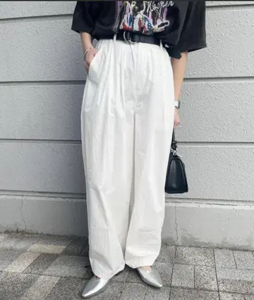 로데오 크라운 NAGISA 와이드 벌룬 팬츠