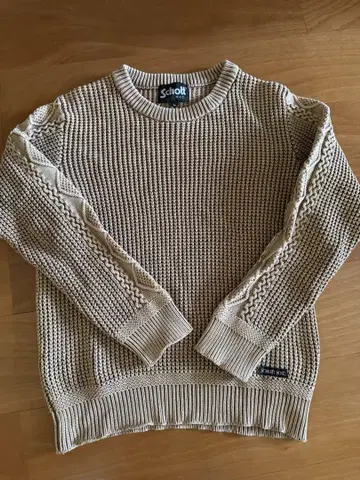 Schott 샌드 베이지 스웨터