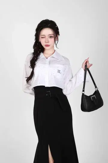 미사용 새상품 Lazzli. rhinestone shirts
