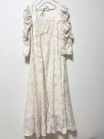 아이보리 플라워 원피스
