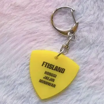 FNC BAND KINGDOM FTISLAND 피크 키링