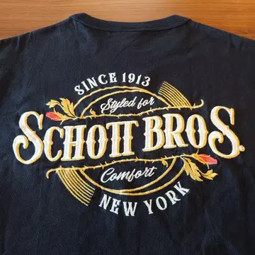 SCHOTT 자수 티셔츠 블랙 M 사이즈