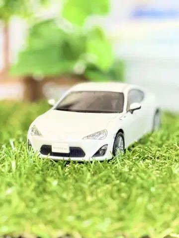 도요타 86 화이트 1/64 미니카