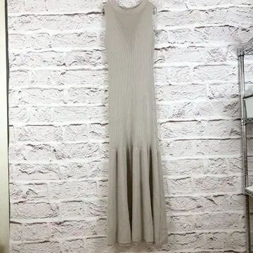 r263 dazzlin 슬리브리스 니트 롱 원피스 베이지
