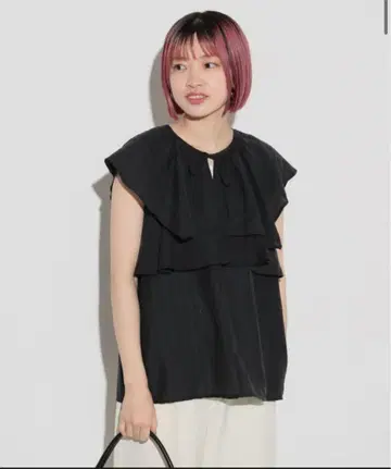 빔즈 티어드 케이프 블라우스