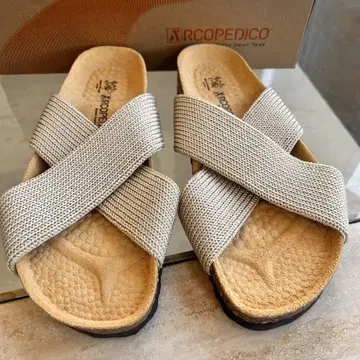 새상품 AIRCOPEDICO PEKE(페케) 샌들 경량 3E 24.5