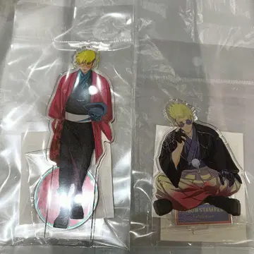 트라이건 전 TRIGUN 일본 의류 아크릴 스탠드 바쉬 2종