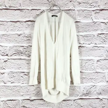 r265 lautre' amont 화이트 V넥 니트