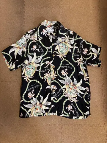 알로하 셔츠 EVISU