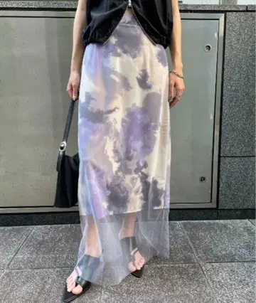 A IC. 보라색 수채화풍 시어 롱 스커트