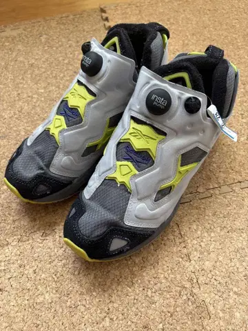 리복 Reebok 인스타 펌프 퓨리 95 GX9415