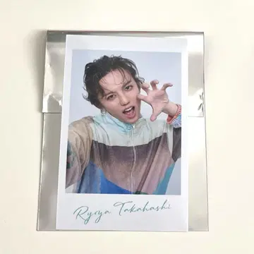 타카하시 레야 폴라로이드 브로마이드