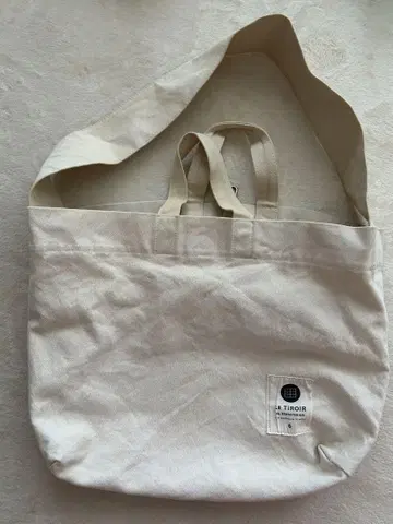 LE TiROiR de DRESSTERIOR 토트백