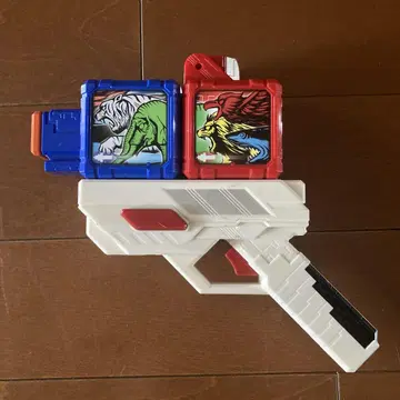 주오저 DX 주오 버스터