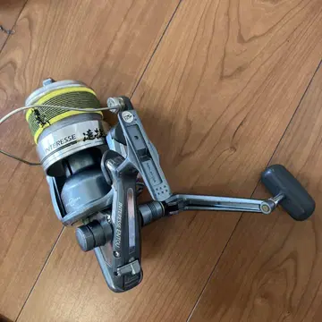 SHIMANO INTERESSE 원투 3100 낚시릴 실버