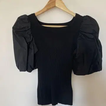and couture 상의 블랙